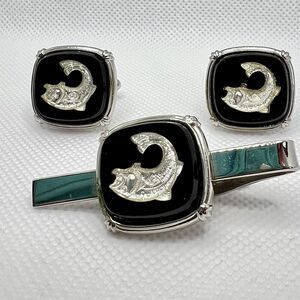 Vintage Foil Inlay Bass Fish Cuff Links Tie Tack Set Black Glass Silver Sports